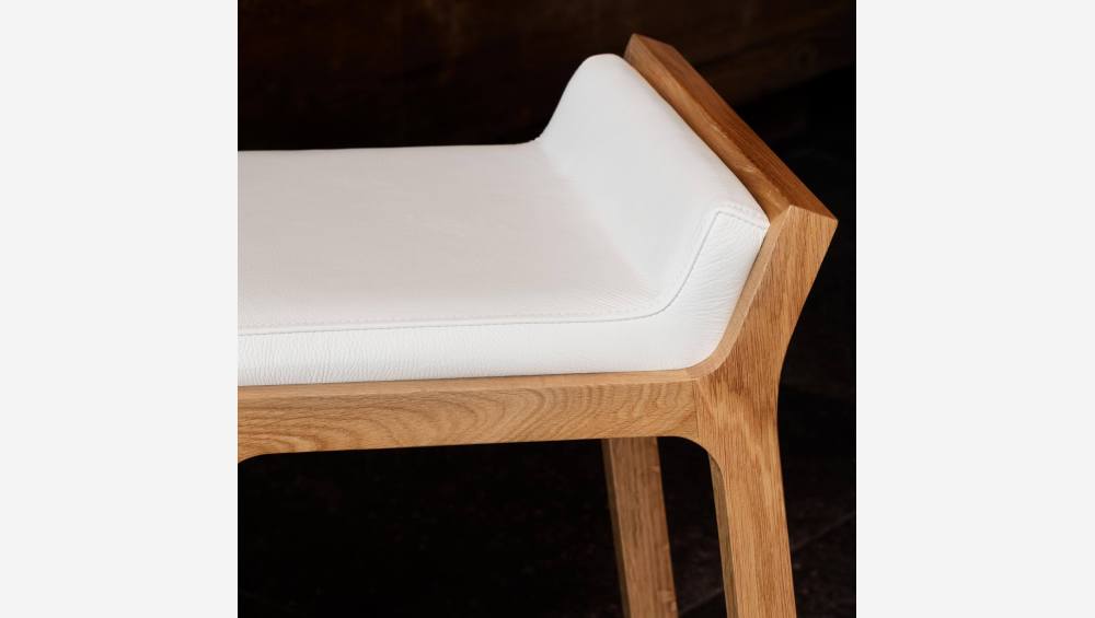 Tabouret de bar mi-haut en cuir – Blanc – Pieds chêne