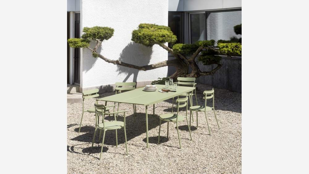 Chaise de jardin avec accoudoirs en acier – Vert tilleul - Design by Studio Brichet-Ziegler