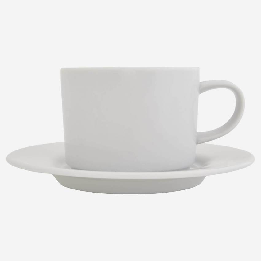 Taza y plato de té de porcelana blanca - Design by Queensberry & Hunt