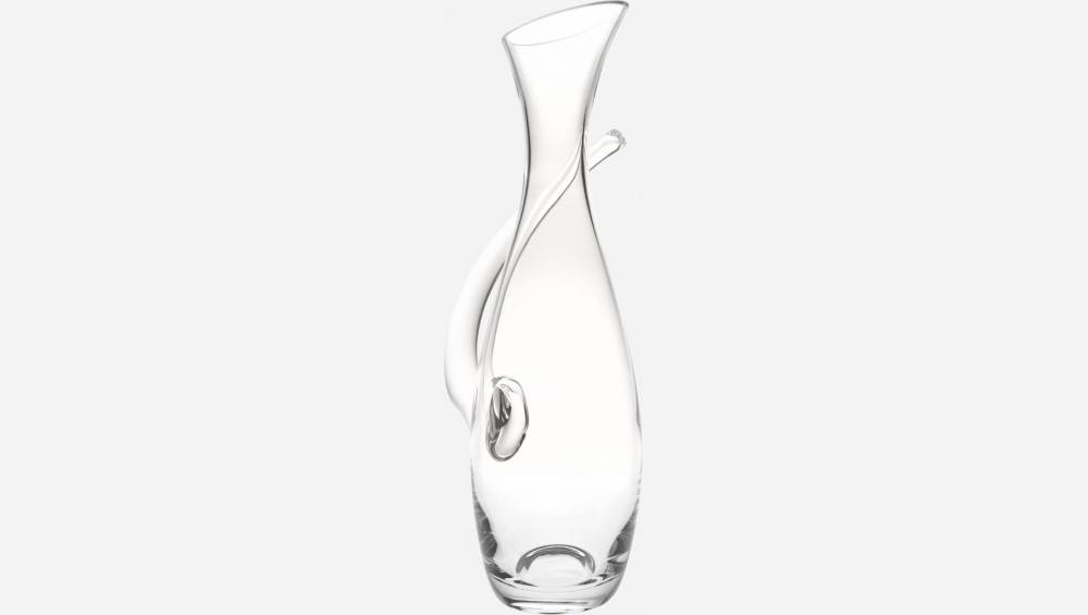 Carafe en verre avec anse