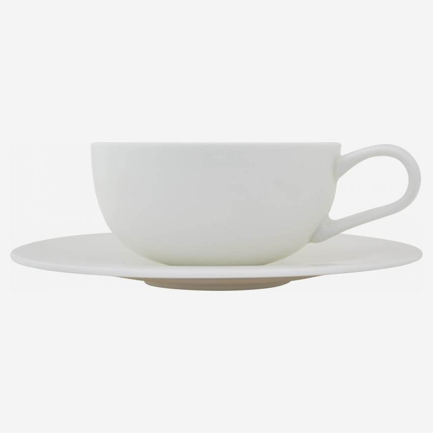 Teetasse aus Porzellan mit Untertasse – Weiß