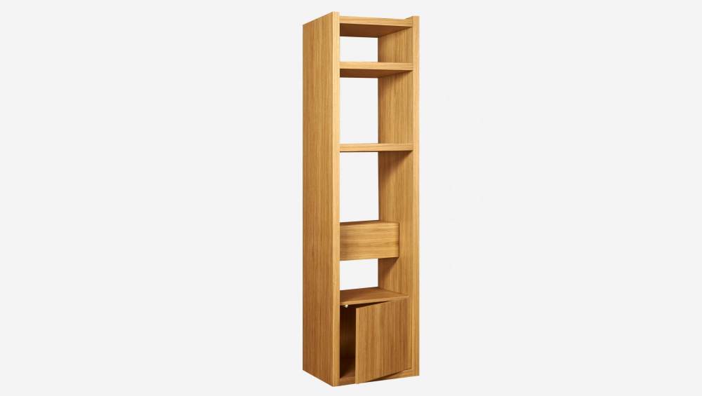 Pequena estante de livros em madeira de carvalho