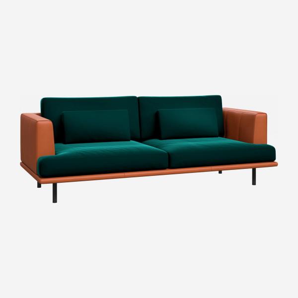 3-Sitzer Sofa aus Samt mit Basis und Armlehnen aus braunem Leder - Smaragdgrün