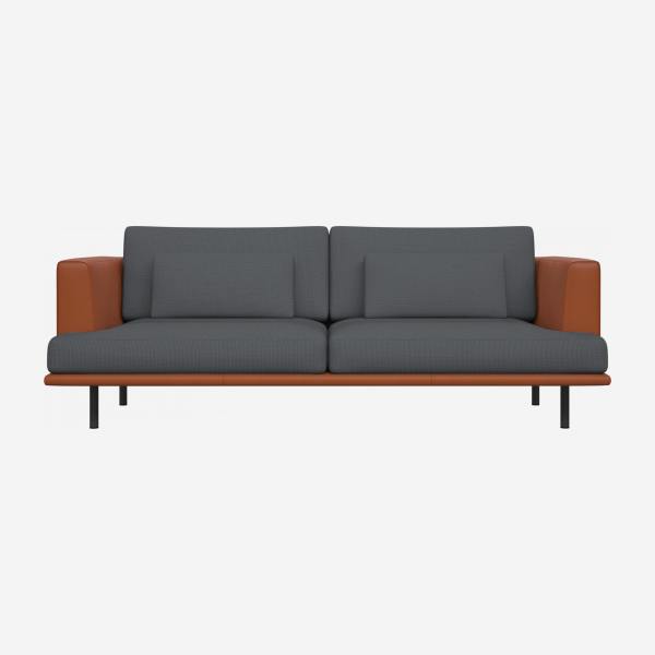 3-Sitzer Sofa aus Fasoli-Stoff mit Basis und Armlehnen aus braunem Leder - Anthrazitgrau