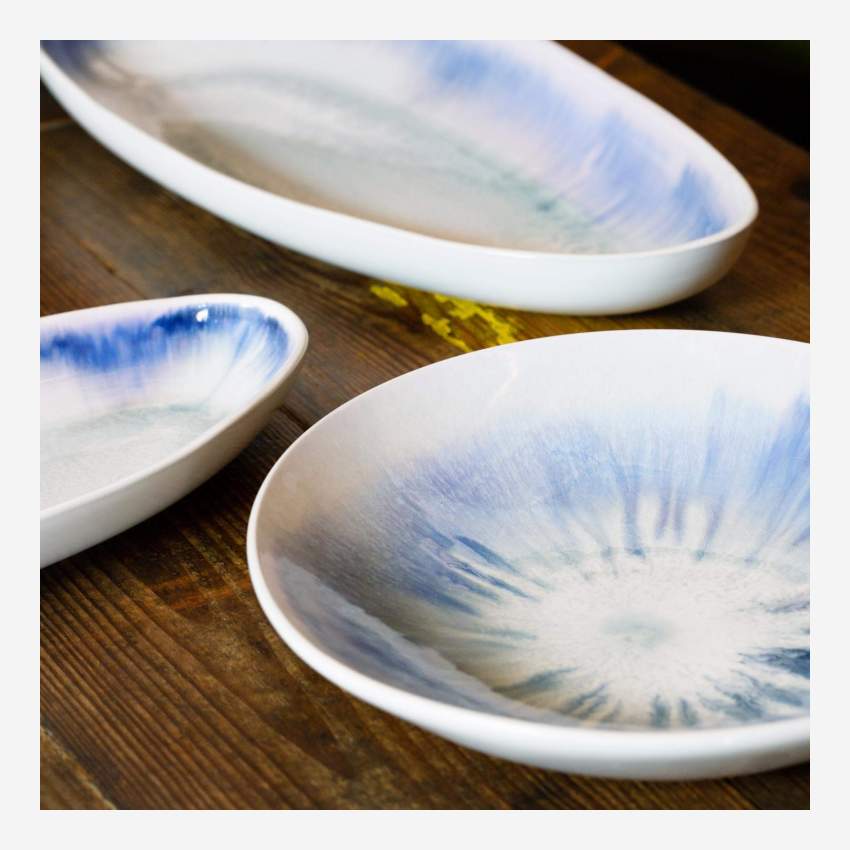 Ovalen serveerbord van aardewerk - 23,5 cm - Wit en blauw 