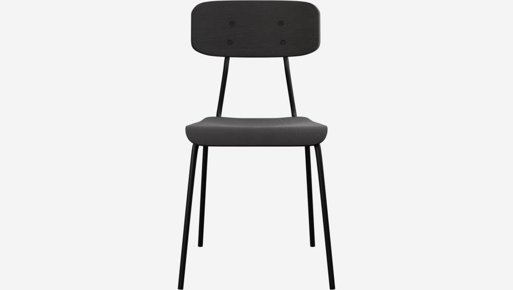 Stuhl aus Eiche mit Beinen aus schwarz lackiertem Stahl