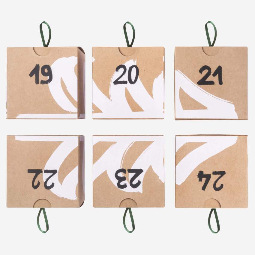 Calendario de adviento de papel - 24 cajas - Design by Studio Habitat