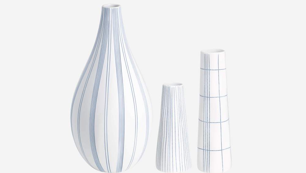 Vase aus Porzellan - Blaue Streifen