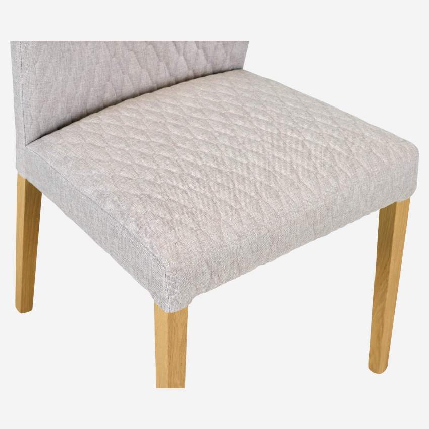 Chaise en tissu matelassé - Beige - Pieds chêne