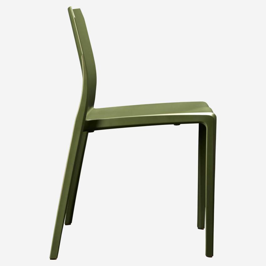 Cadeira em polipropileno e fibra de vidro - Verde
