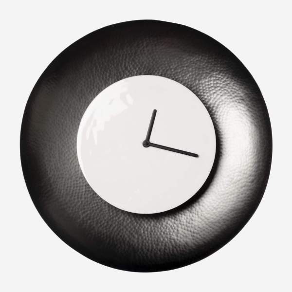 Relógio em aço martelado à mão - 38 cm - Cinzento - Design by Estúdio de Design da Habitat