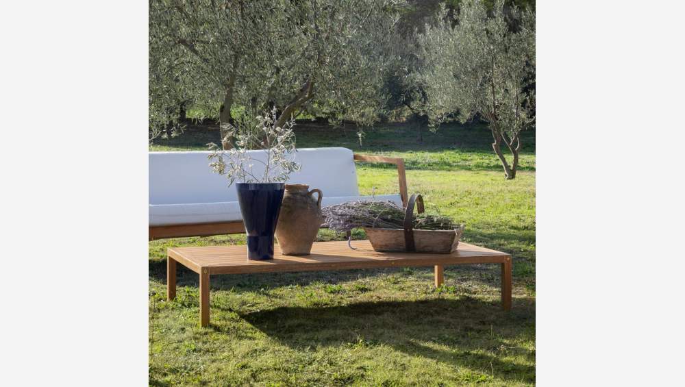 Gartenset mit 1 Sofa + 2 Sesseln + 1 Couchtisch aus Eukalyptusholz