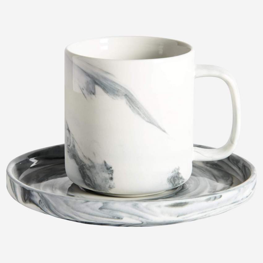 Tasse à café et soucoupe en porcelaine grise
