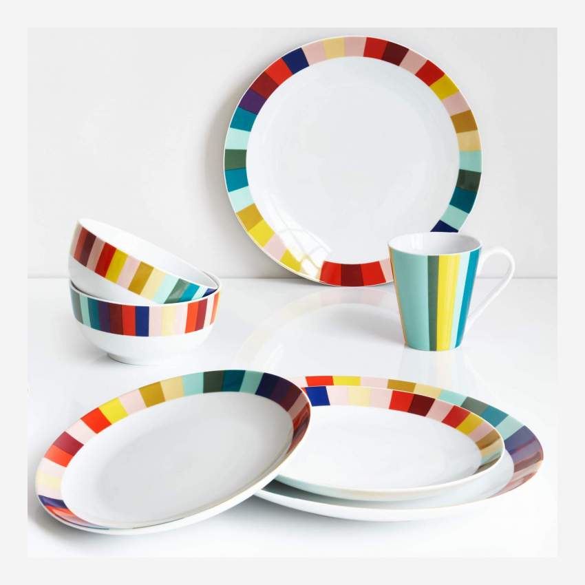 Lot de 4 assiettes plates en porcelaine – 27 cm – Multicolore