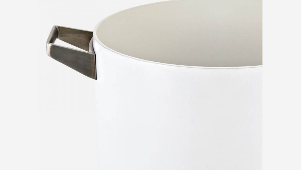 Kessel mit Deckel, 22 cm, aus weißem Aluminium und Innenseite mit Keramikbeschichtung