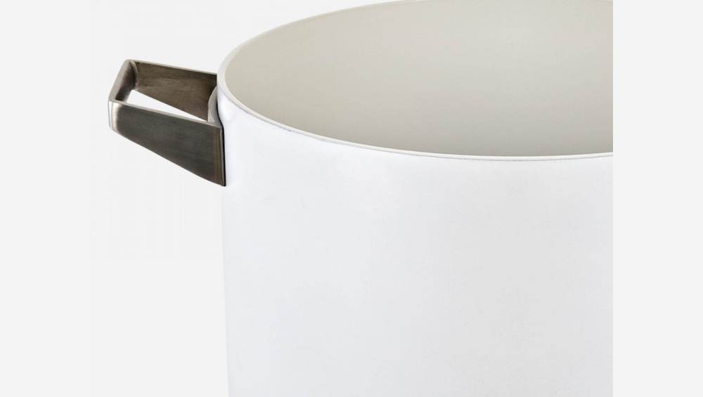Kessel mit Deckel, 26 cm, aus weißem Aluminium und Innenseite mit Keramikbeschichtung