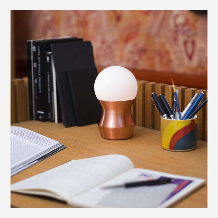 Mini-candeeiro de mesa 19 cm - vidro / base de cobre