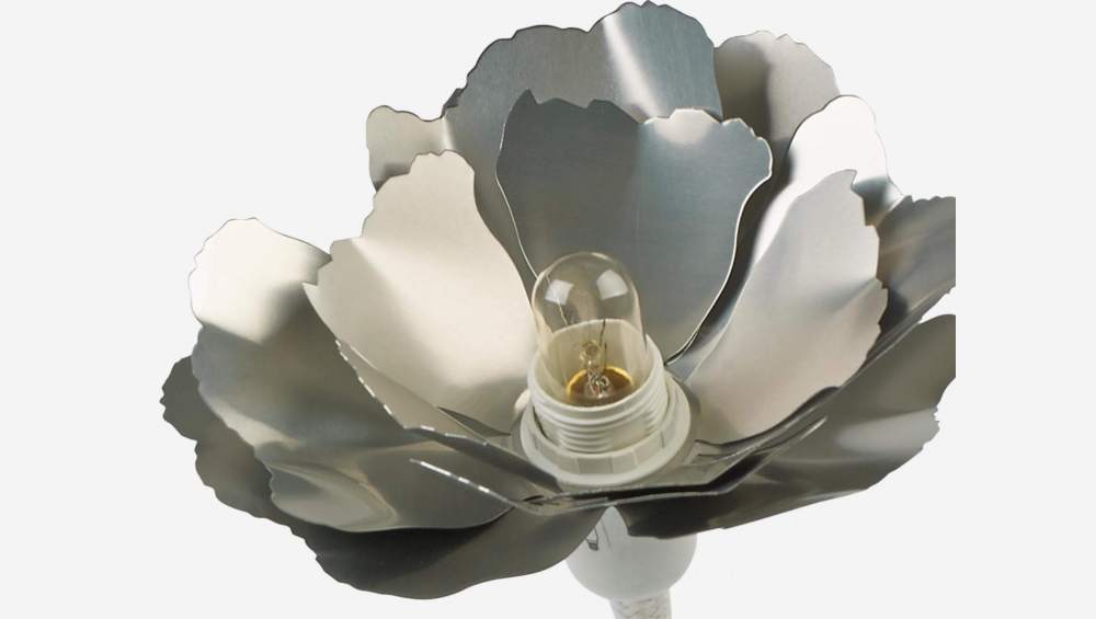 Led verlichte bloem van metaal - 18 cm - Zilver en Wit