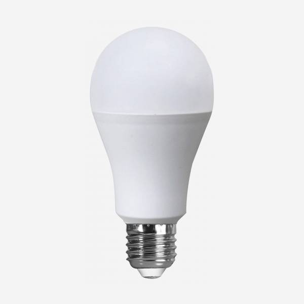 Lâmpada LED A60 E27 - 18W - 2700K