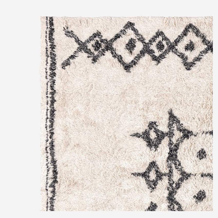 Tuftingteppich im Berberstil, 170x240 cm, aus Baumwolle, schwarz und weiß