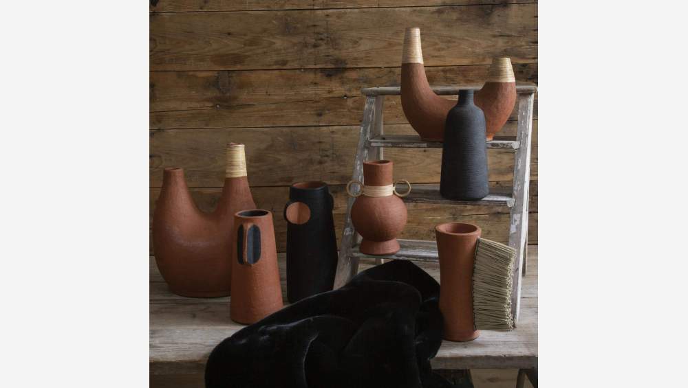 Vase aus Terrakotta - 30 cm - Dunkelrot und Schwarz