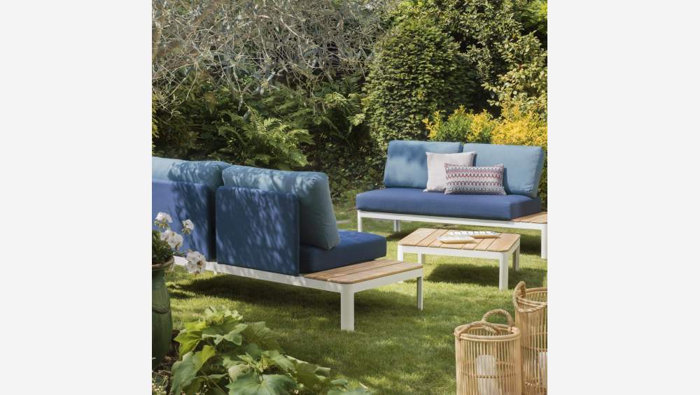 Divano da giardino in alluminio verniciato a polvere bianco con tavolo a sinistra + cuscini Sunbrella blu indaco