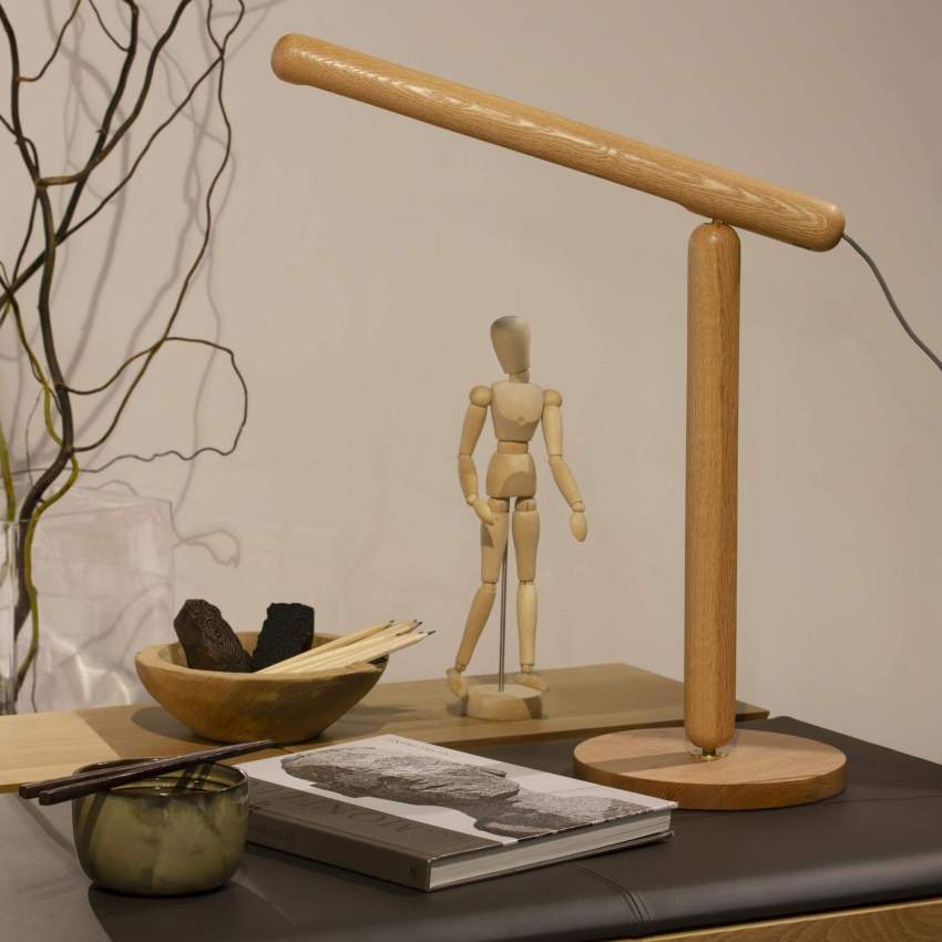 Schreibtischleuchte, 48cm, aus Eiche - Design by Florent Coirier