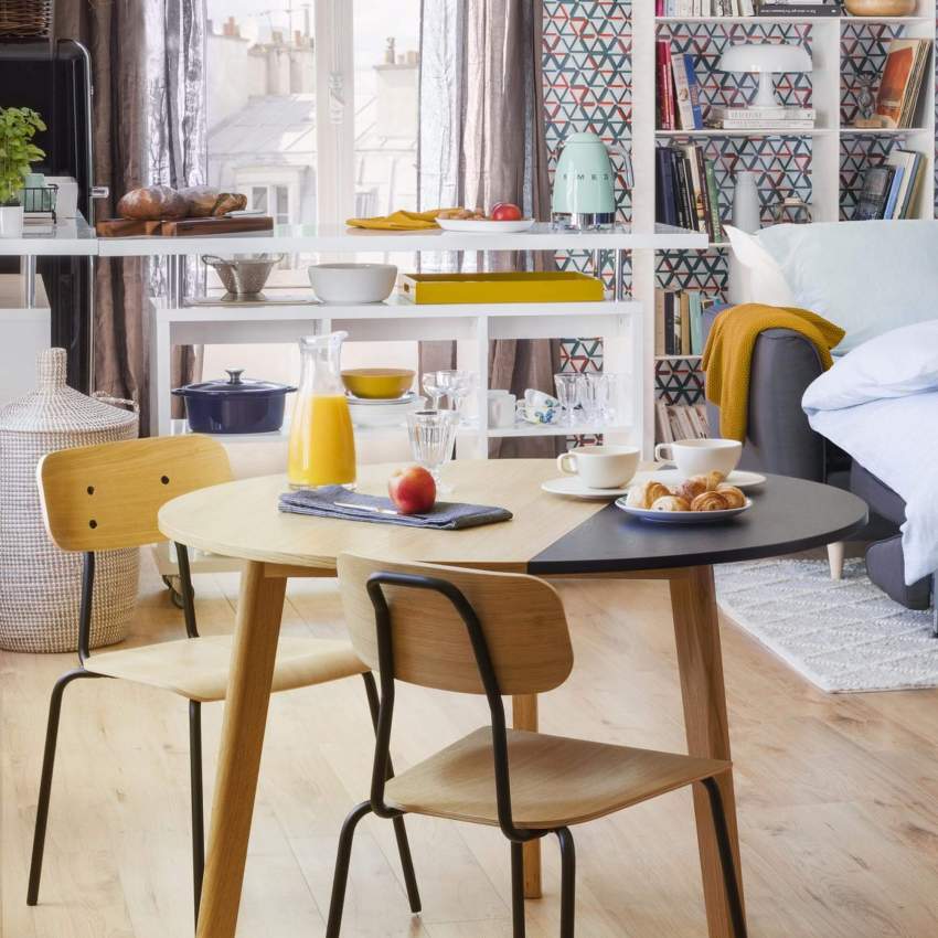 Mesa com tampo bicolor dobrável de carvalho - Design by Gonçalo Campo