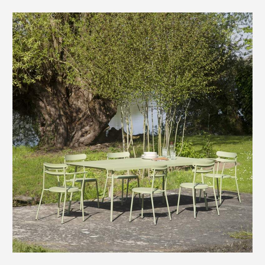 Sedia da giardino con braccioli in acciaio – Verde tiglio – Design by Studio Brichet-Ziegler