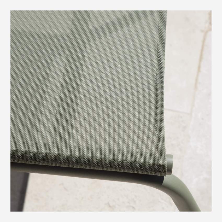 Bain de soleil en aluminium et textilène – Vert kaki