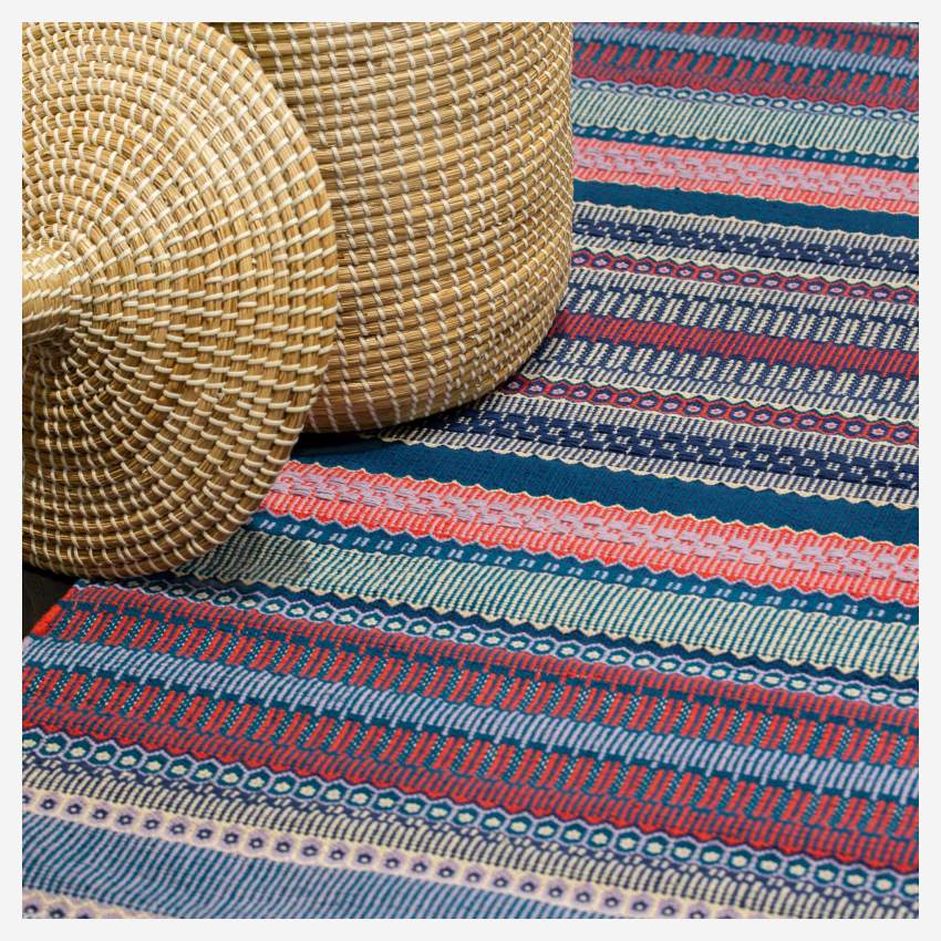 Tapete de algodão tecido à mão - 120 x 180 cm - Vermelho e azul
