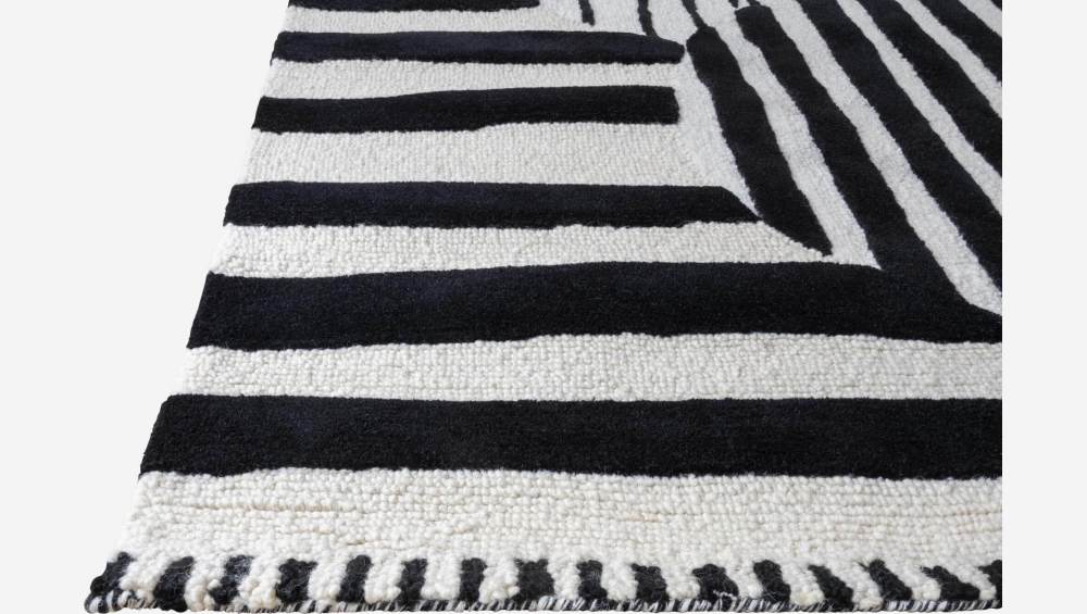Tappeto in lana trapuntato a mano - 170 x 240 cm - Bianco e nero - Disegnato da Floriane Jacques